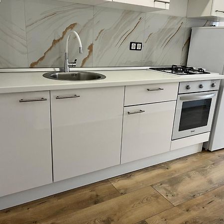 נובליה Apartments Rem מראה חיצוני תמונה