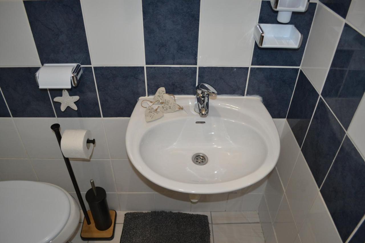 נובליה Apartments Rem מראה חיצוני תמונה