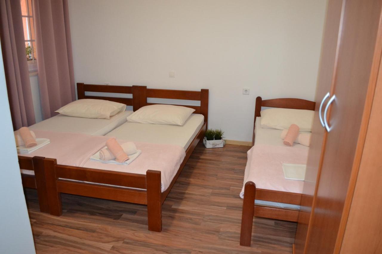 נובליה Apartments Rem מראה חיצוני תמונה