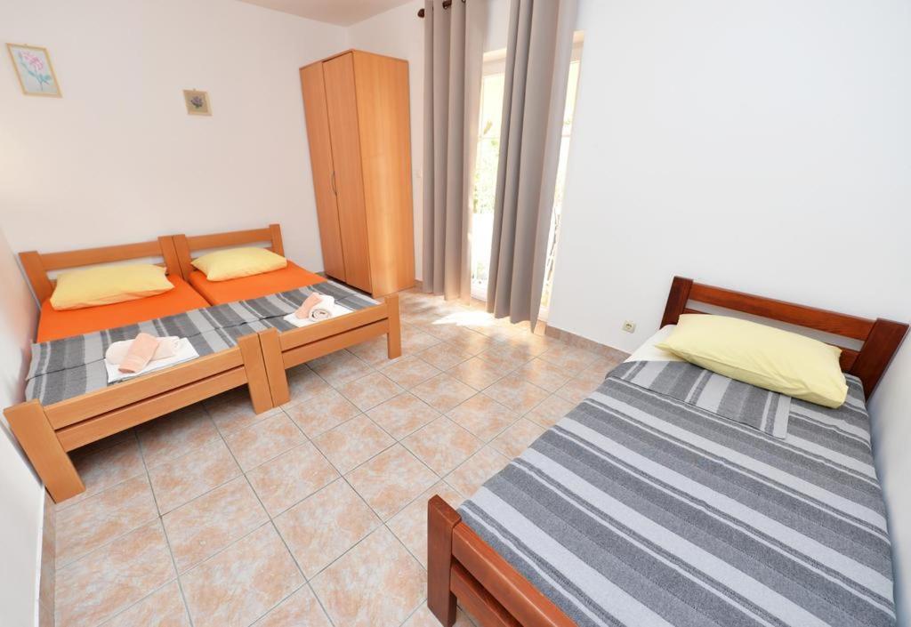 נובליה Apartments Rem מראה חיצוני תמונה